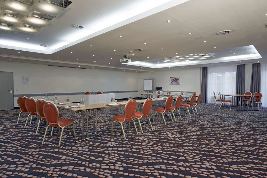 H+ Hotel Frankfurt Airport West ホーフハイム・アム・タウヌス 設備 写真