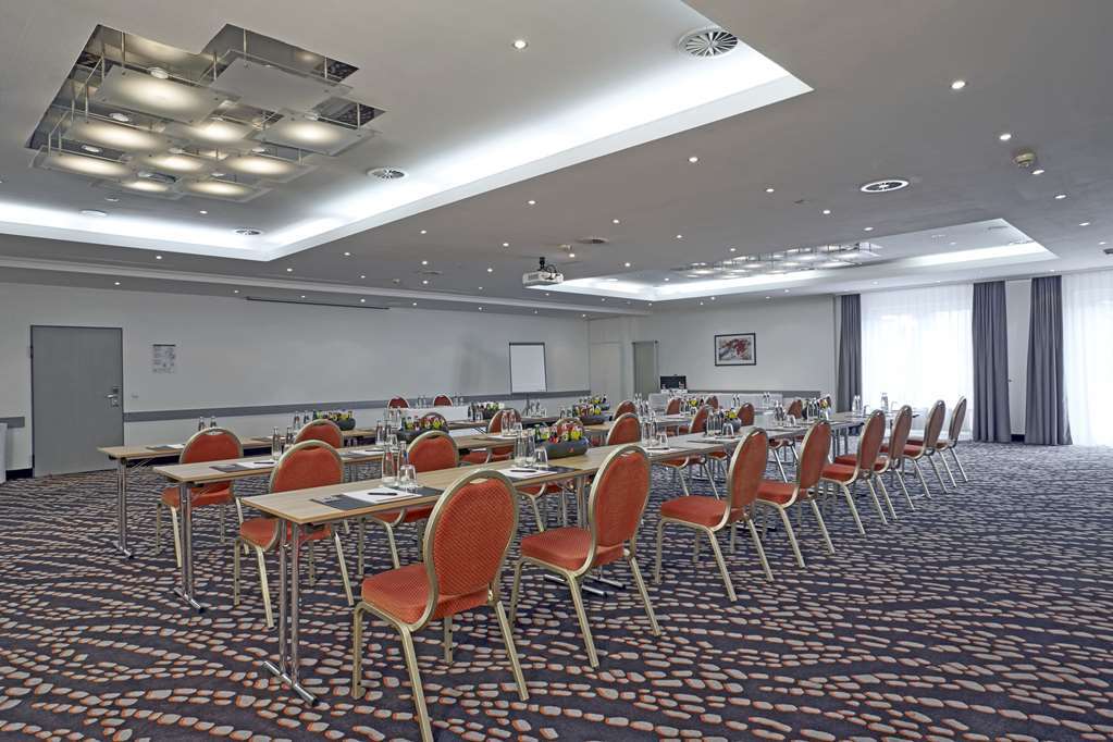 H+ Hotel Frankfurt Airport West ホーフハイム・アム・タウヌス 設備 写真